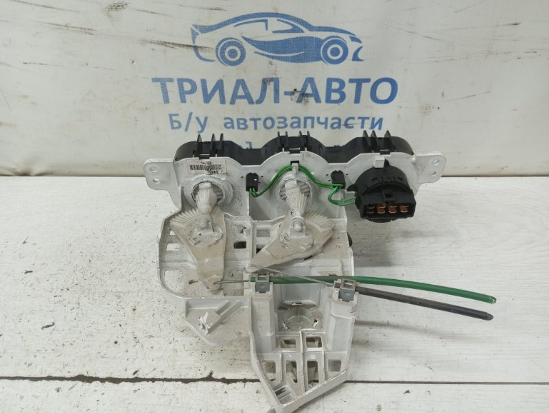 Блок управления климат-контролем Picanto 2003-2011 FL 1.1 Блок управления климат-контролем Picanto 2003-2011 FL 1.1