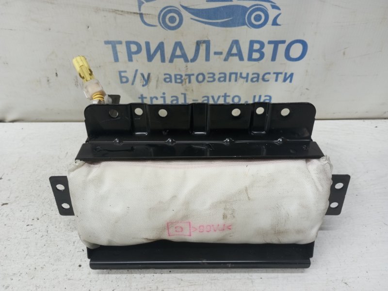 Запчасть подушка безопасности в торпеду Kia Picanto 2003-2011 FL 1.1 8456007000 Б/У Подушка безопасности в торпеду Kia Picanto 2003-2011 FL 1.1 8456007000 Б/У
