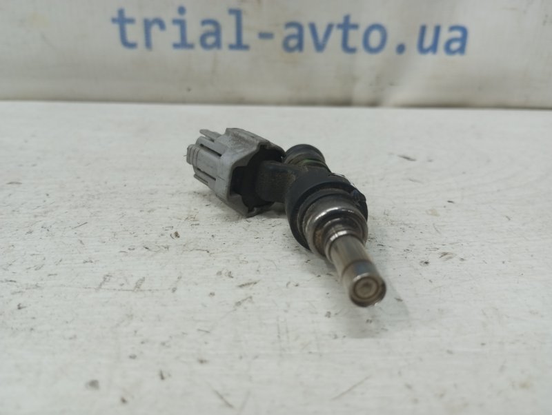 Форсунка топливная Tiida 2004-2014 C11 1.6 Бензин HR16 Форсунка топливная Tiida 2004-2014 C11 1.6 Бензин HR16