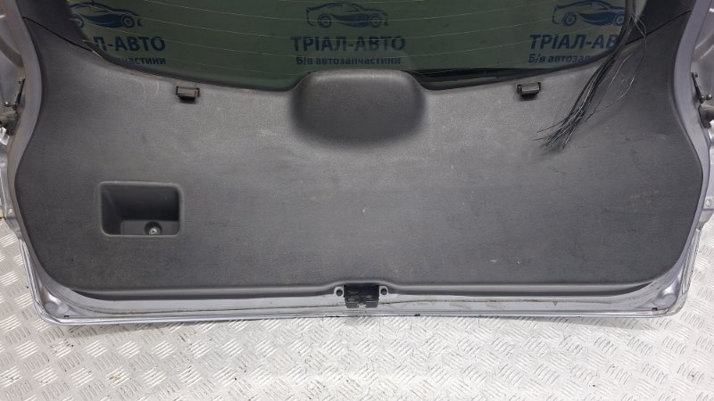 Крышка багажника Рестайлинг Qashqai 2006-2013 J10 1.6 diesel R9M Крышка багажника Рестайлинг Qashqai 2006-2013 J10 1.6 diesel R9M