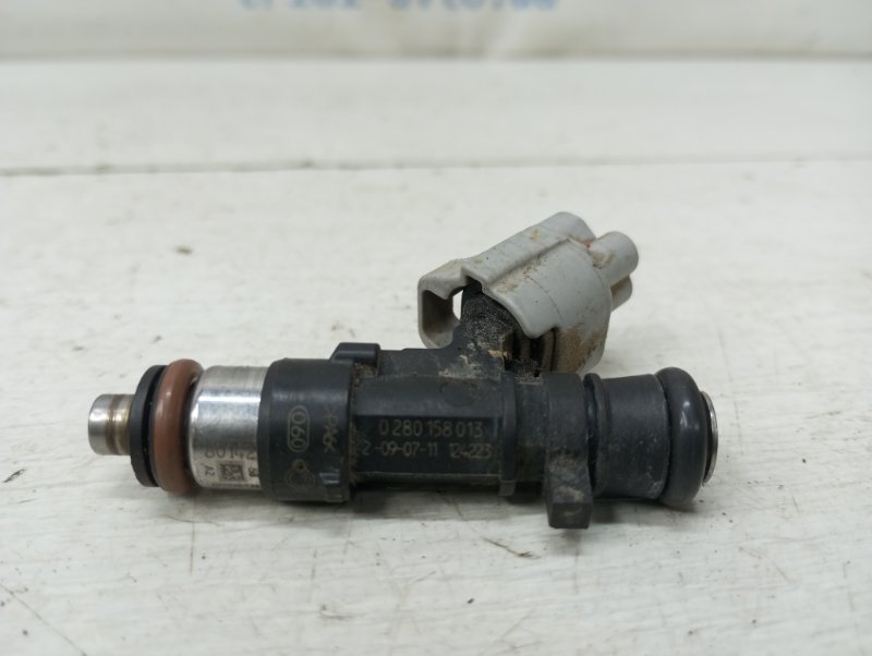 Запчасть форсунка топливная Nissan Note 2005-2013 E12 1.4 CR14DE 0280158013 Б/У Форсунка топливная Nissan Note 2005-2013 E12 1.4 CR14DE 0280158013 Б/У