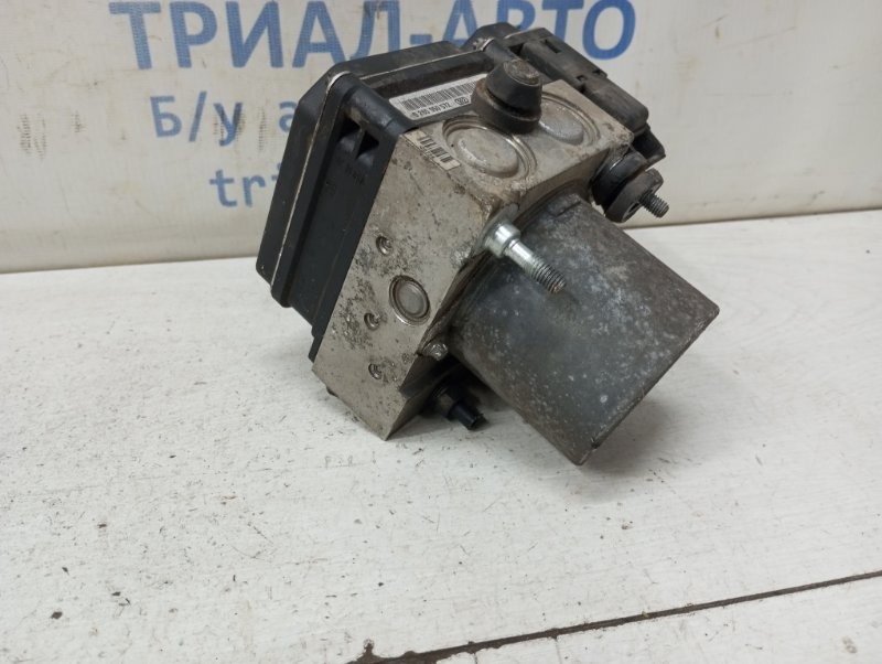 Блок abs Tiida 2004-2014 C11 1.6 Бензин HR16 Блок abs Tiida 2004-2014 C11 1.6 Бензин HR16