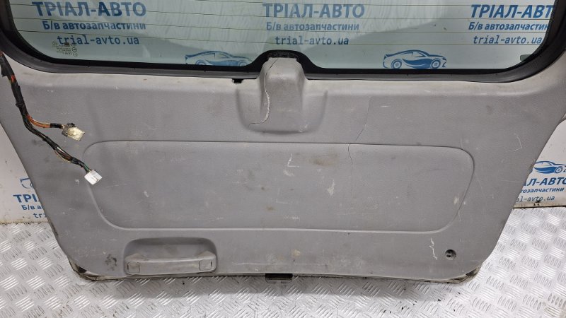 Крышка багажника Рестайлинг Sorento 2002-2011 BL 2.5 diesel D4CB Крышка багажника Рестайлинг Sorento 2002-2011 BL 2.5 diesel D4CB