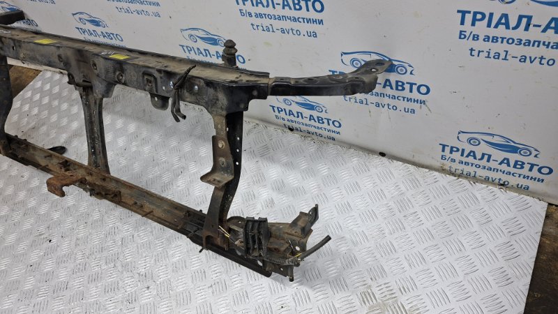 Панель передняя Nissan Navara D40 2.5 Diesel YD25DDTI Панель передняя Nissan Navara D40 2.5 Diesel YD25DDTI