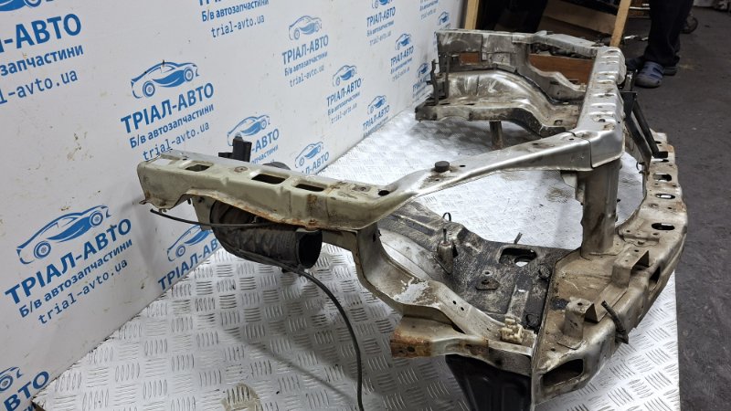 Панель передняя Sorento 2002-2011 BL 2.5 diesel D4CB