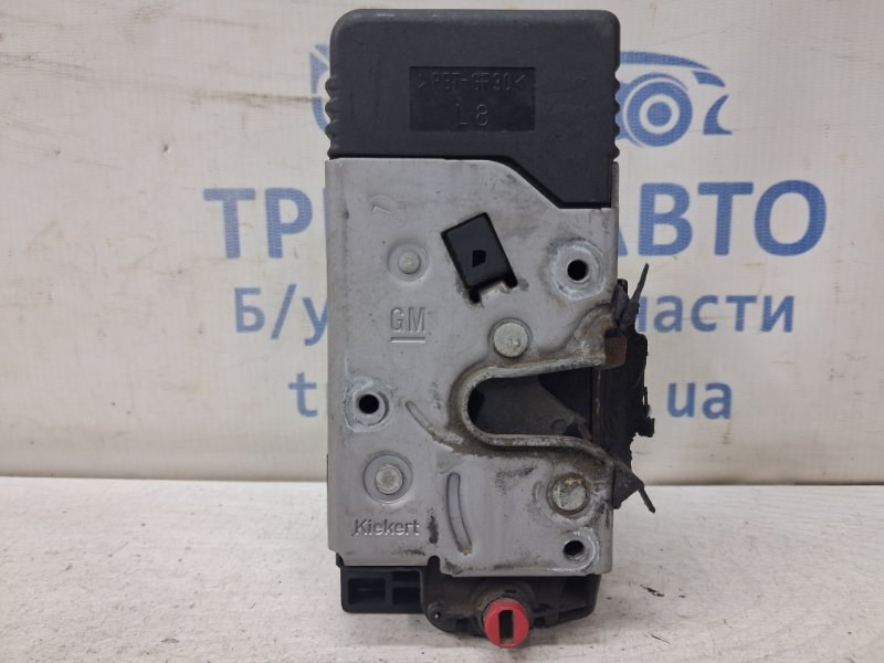 Замок двери задний правый Trafic 2001-2014 FL M9R