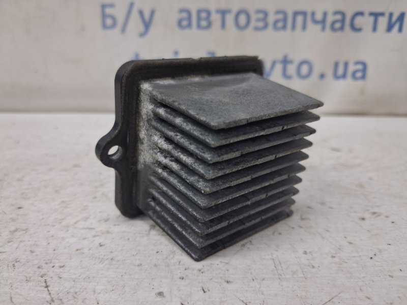 Резистор печки Mitsubishi Outlander XL 2.2 diesel 4N14 Резистор печки Mitsubishi Outlander XL 2.2 diesel 4N14