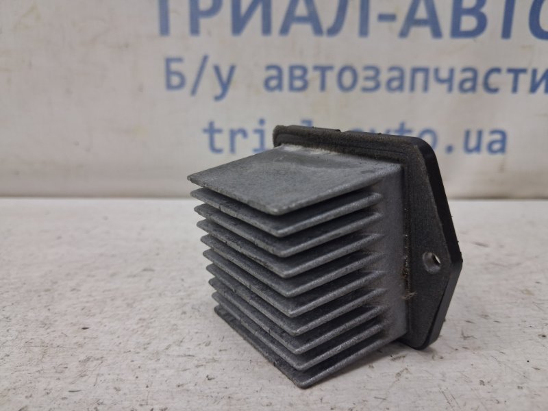 Резистор печки Outlander 2007-2012 XL 2.2 diesel 4N14 Резистор печки Outlander 2007-2012 XL 2.2 diesel 4N14