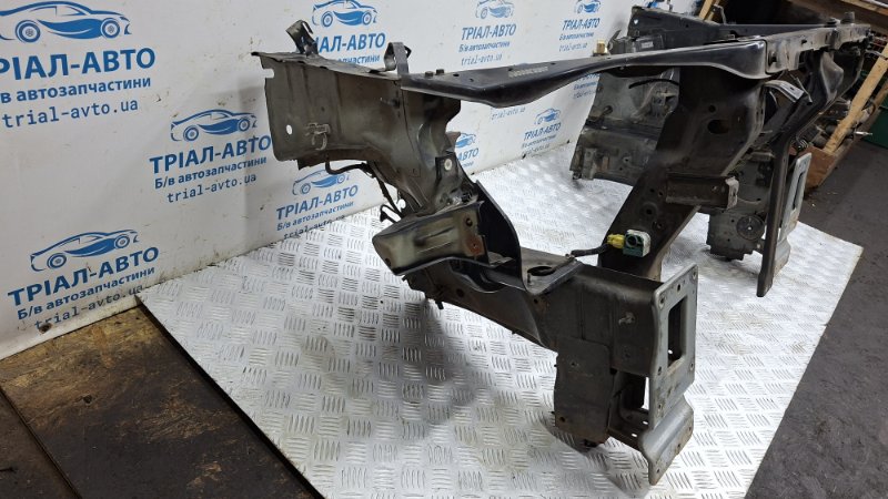 Панель передняя Korando 2010-2019 C200 2.0 diesel D20DTF Панель передняя Korando 2010-2019 C200 2.0 diesel D20DTF