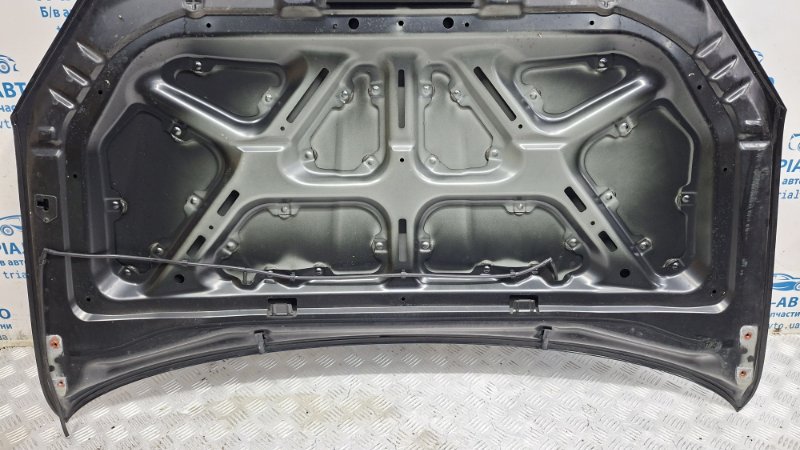 Капот Korando 2010-2019 C200 2.0 diesel D20DTF Капот Korando 2010-2019 C200 2.0 diesel D20DTF