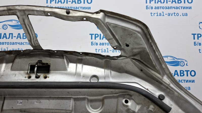 Капот Рестайлинг Sorento 2002-2011 BL 2.5 diesel D4CB Капот Рестайлинг Sorento 2002-2011 BL 2.5 diesel D4CB