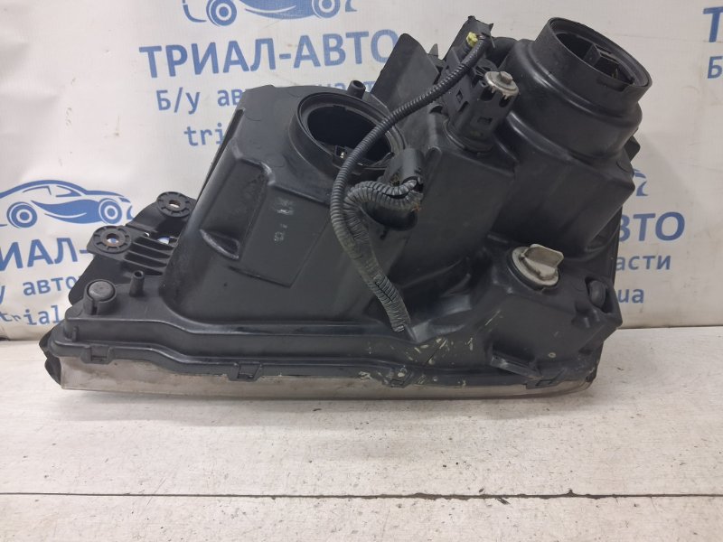 Фара правая Sorento 2002-2011 BL 2.5 diesel D4CB Фара правая Sorento 2002-2011 BL 2.5 diesel D4CB