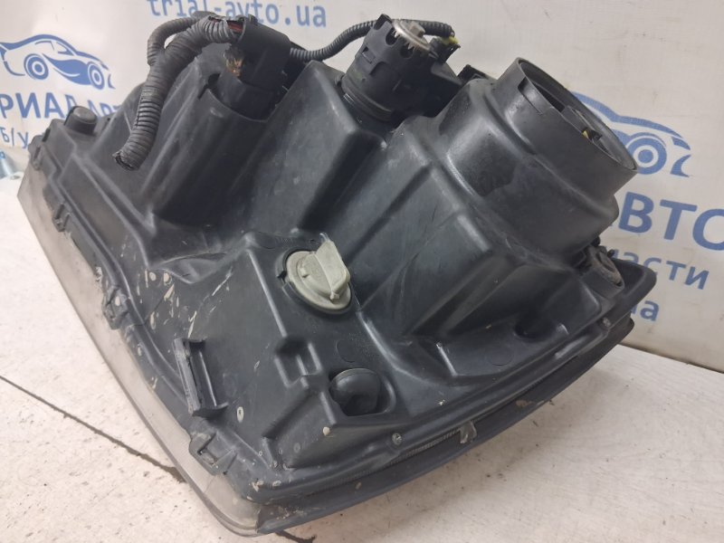 Фара правая Sorento 2002-2011 BL 2.5 diesel D4CB Фара правая Sorento 2002-2011 BL 2.5 diesel D4CB