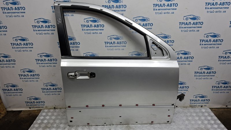 Дверь передняя правая Kia Sorento 2002-2011 BL 2.5 diesel D4CB 760043E111 Б/У