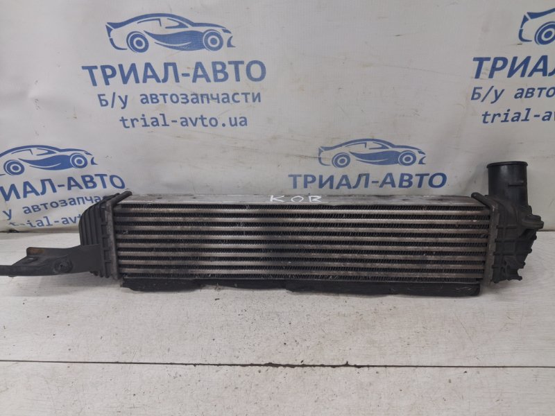 Радиатор интеркуллера Korando 2010-2019 C200 2.0 diesel D20DTF Радиатор интеркуллера Korando 2010-2019 C200 2.0 diesel D20DTF