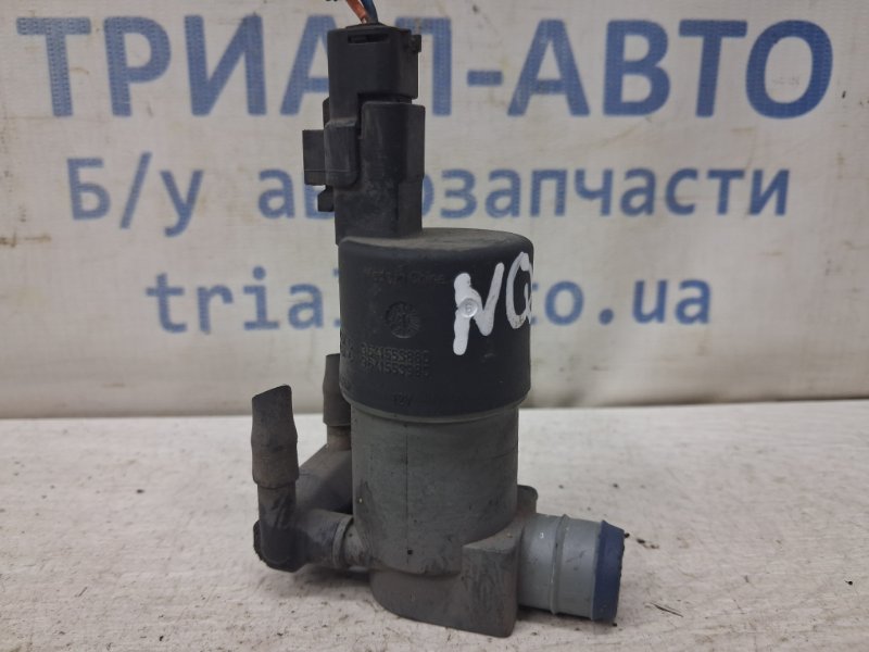 Запчасть насос омывателя стекла Nissan Qashqai 2006-2013 J10 1.6 diesel R9M 28920BU010 Б/У Насос омывателя стекла Nissan Qashqai 2006-2013 J10 1.6 diesel R9M 28920BU010 Б/У