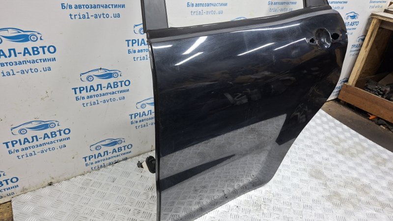 Дверь задняя левая Korando 2010-2019 C200 2.0 diesel D20DTF Дверь задняя левая Korando 2010-2019 C200 2.0 diesel D20DTF