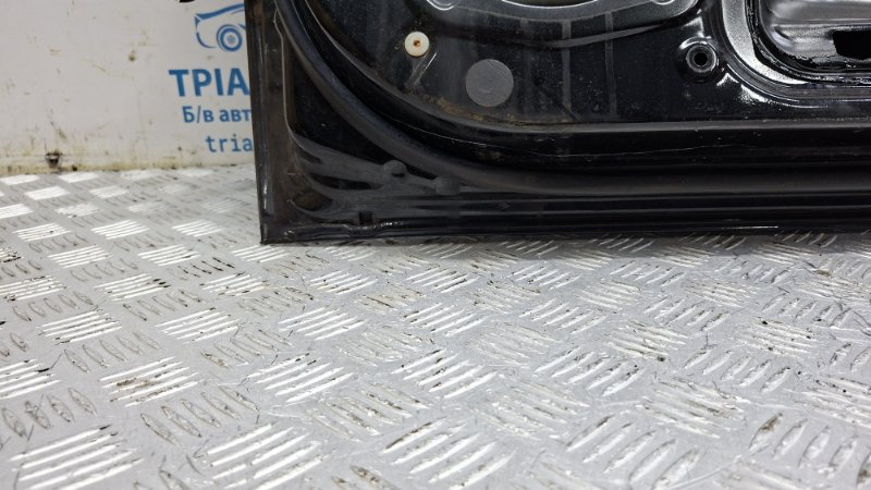 Дверь передняя правая Korando 2010-2019 C200 2.0 diesel D20DTF Дверь передняя правая Korando 2010-2019 C200 2.0 diesel D20DTF