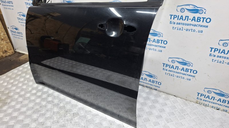 Дверь передняя левая Korando 2010-2019 C200 2.0 diesel D20DTF Дверь передняя левая Korando 2010-2019 C200 2.0 diesel D20DTF