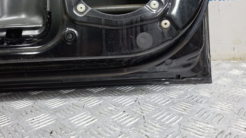 Дверь передняя левая Korando 2010-2019 C200 2.0 diesel D20DTF Дверь передняя левая Korando 2010-2019 C200 2.0 diesel D20DTF