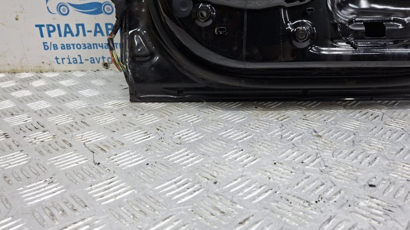 Дверь задняя правая Korando 2010-2019 C200 2.0 diesel D20DTF Дверь задняя правая Korando 2010-2019 C200 2.0 diesel D20DTF