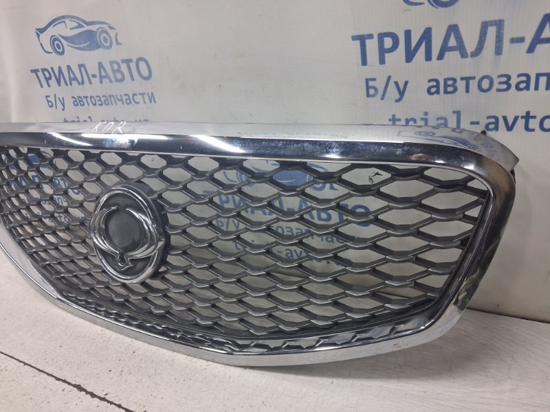 Решетка радиатора Korando 2010-2019 C200 2.0 diesel D20DTF Решетка радиатора Korando 2010-2019 C200 2.0 diesel D20DTF