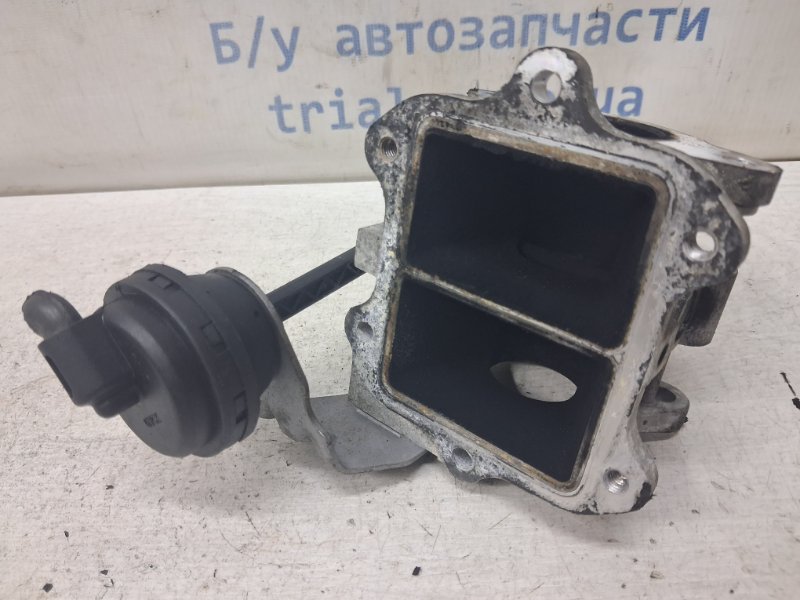 Клапан EGR Korando 2010-2019 C200 2.0 diesel D20DTF Клапан EGR Korando 2010-2019 C200 2.0 diesel D20DTF