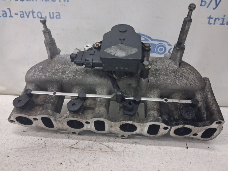 Запчасть коллектор впускной металл SsangYong Korando 2010-2019 C200 2.0 diesel D20DTF 6711410301 Б/У Коллектор впускной металл SsangYong Korando 2010-2019 C200 2.0 diesel D20DTF 6711410301 Б/У