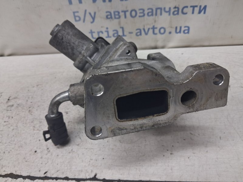 Клапан EGR Korando 2010-2019 C200 2.0 diesel D20DTF Клапан EGR Korando 2010-2019 C200 2.0 diesel D20DTF
