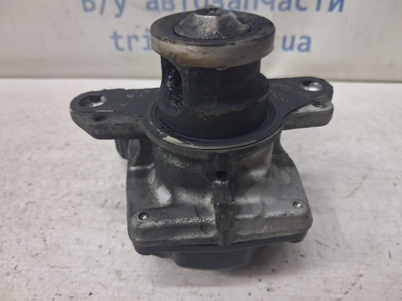 Клапан EGR Qashqai 2006-2013 J10 1.6 diesel R9M Клапан EGR Qashqai 2006-2013 J10 1.6 diesel R9M