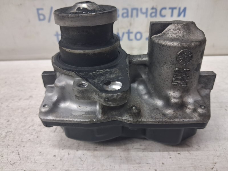 Клапан EGR Qashqai 2006-2013 J10 1.6 diesel R9M Клапан EGR Qashqai 2006-2013 J10 1.6 diesel R9M