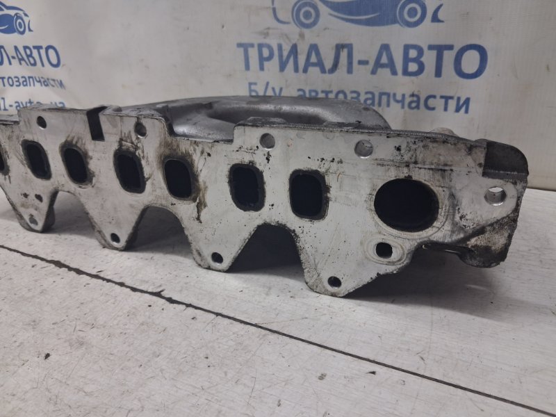 Коллектор впускной металл Qashqai 2006-2013 J10 1.6 diesel R9M Коллектор впускной металл Qashqai 2006-2013 J10 1.6 diesel R9M
