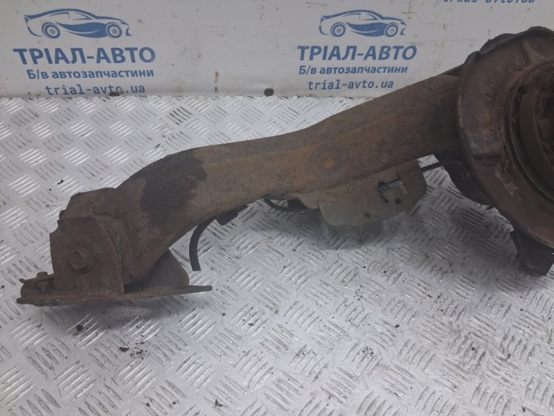 Рычаг задней подвески продольный правый Qashqai 2006-2013 J10 1.6 diesel R9M Рычаг задней подвески продольный правый Qashqai 2006-2013 J10 1.6 diesel R9M
