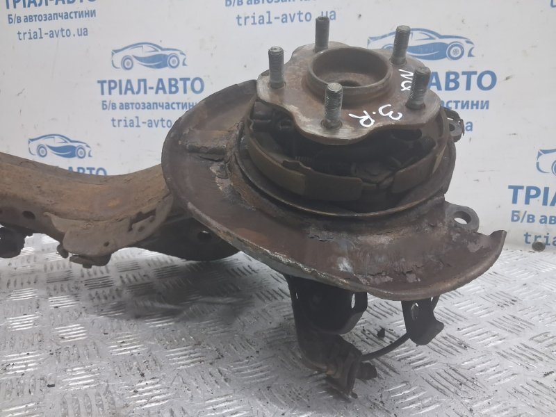 Рычаг задней подвески продольный правый Qashqai 2006-2013 J10 1.6 diesel R9M Рычаг задней подвески продольный правый Qashqai 2006-2013 J10 1.6 diesel R9M