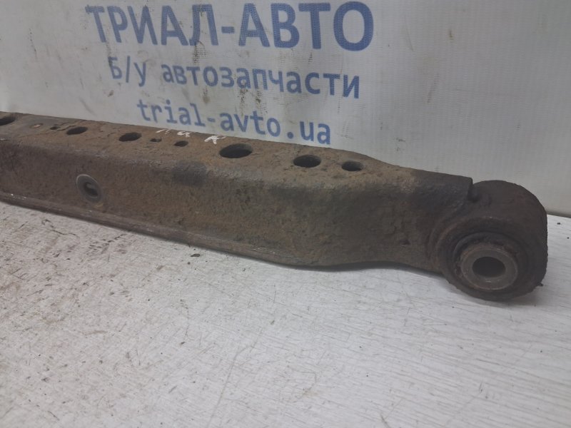 Рычаг задний поперечный нижний правый Qashqai 2006-2013 J10 1.6 diesel R9M Рычаг задний поперечный нижний правый Qashqai 2006-2013 J10 1.6 diesel R9M