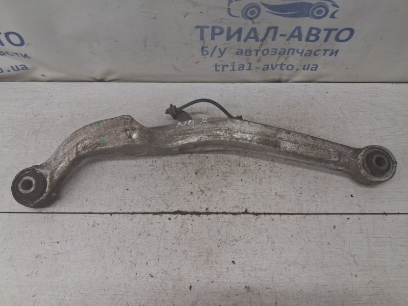 Рычаг задний поперечный верхний правый Qashqai 2006-2013 J10 1.6 diesel R9M Рычаг задний поперечный верхний правый Qashqai 2006-2013 J10 1.6 diesel R9M