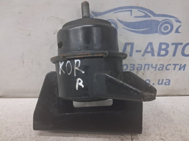 Запчасть подушка двс правая SsangYong Korando 2010-2019 C200 2.0 diesel D20DTF 2072034102 Б/У Подушка ДВС правая SsangYong Korando 2010-2019 C200 2.0 diesel D20DTF 2072034102 Б/У