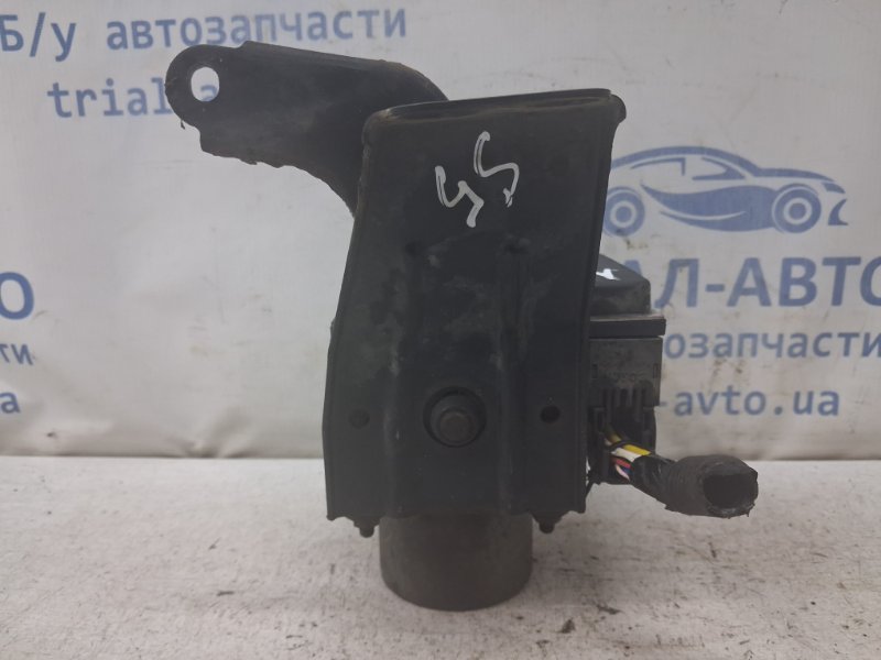 Блок abs Qashqai 2006-2013 J10 1.6 diesel R9M Блок abs Qashqai 2006-2013 J10 1.6 diesel R9M