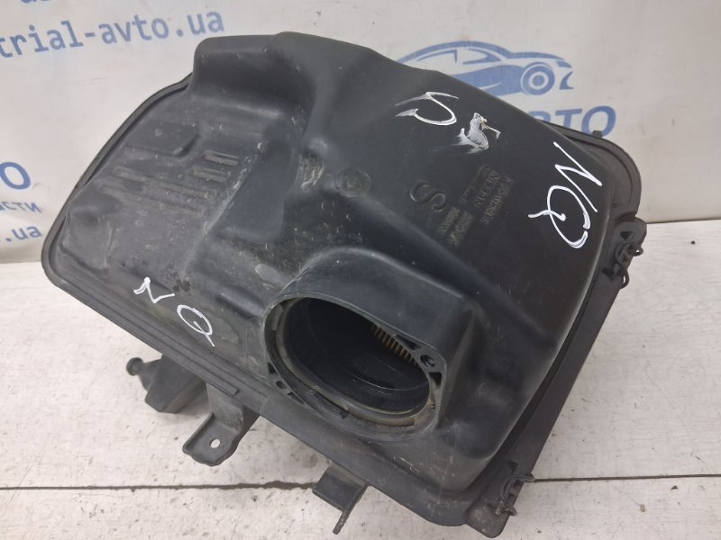 Запчасть корпус воздушного фильтра Nissan Qashqai 2006-2013 J10 1.6 diesel R9M 16500BB50A Б/У Корпус воздушного фильтра Nissan Qashqai 2006-2013 J10 1.6 diesel R9M 16500BB50A Б/У
