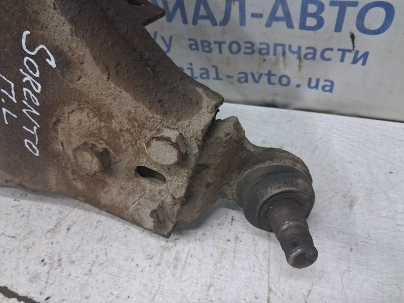Рычаг передний нижний левый Sorento 2002-2011 BL 2.5 diesel D4CB