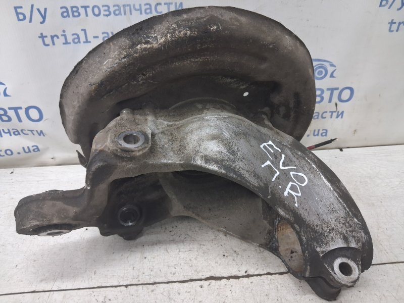 Запчасть цапфа задняя левая Land Rover Range Rover Evoque 2011-2018 L538 2.2 Diesel LR024483 Б/У Цапфа задняя левая Land Rover Range Rover Evoque 2011-2018 L538 2.2 Diesel LR024483 Б/У