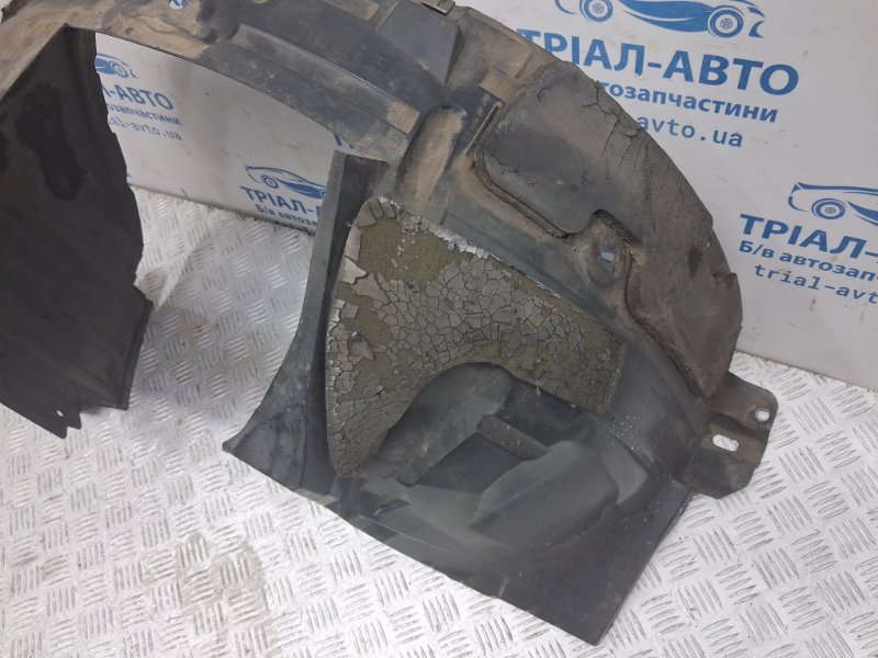 Подкрылок передний правый Nissan Qashqai J10 1.6 diesel R9M