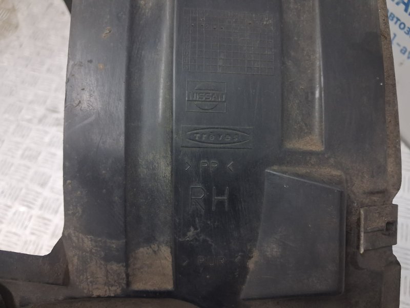 Подкрылок передний правый Qashqai 2006-2013 J10 1.6 diesel R9M