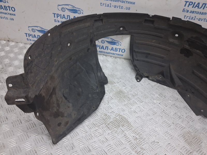 Подкрылок передний правый Qashqai 2006-2013 J10 1.6 diesel R9M