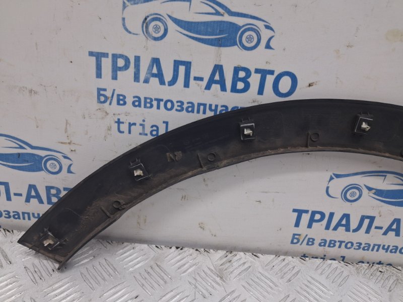 Накладка крыла передняя левая Korando 2010-2019 C200 2.0 diesel D20DTF Накладка крыла передняя левая Korando 2010-2019 C200 2.0 diesel D20DTF
