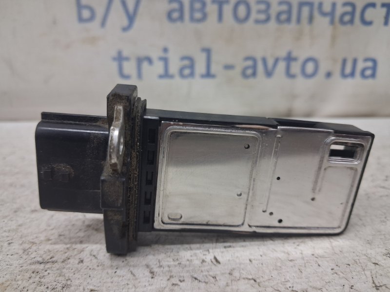 Запчасть датчик расхода воздуха Nissan Navara 2004-2015 D40 2.5 Diesel YD25DDTI 226807S000 Б/У Датчик расхода воздуха Nissan Navara 2004-2015 D40 2.5 Diesel YD25DDTI 226807S000 Б/У