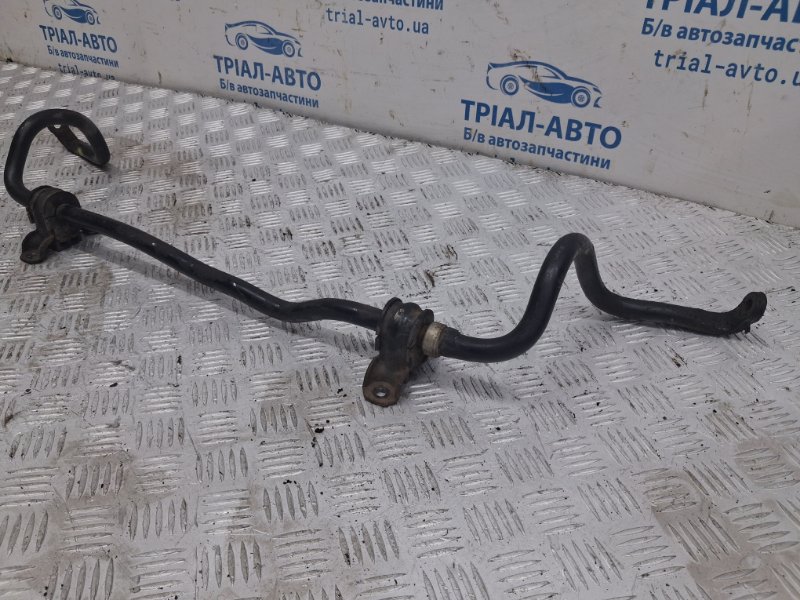 Стабилизатор передний Nissan Qashqai J10 1.6 diesel R9M Стабилизатор передний Nissan Qashqai J10 1.6 diesel R9M