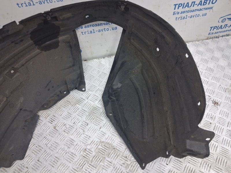 Подкрылок передний левый Qashqai 2006-2013 J10 1.6 diesel R9M Подкрылок передний левый Qashqai 2006-2013 J10 1.6 diesel R9M