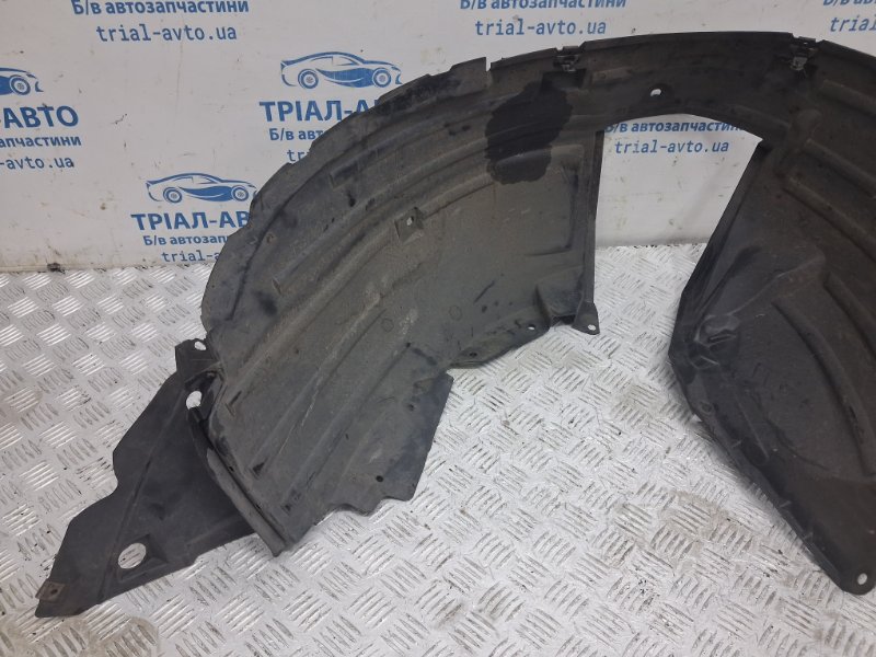Подкрылок передний левый Qashqai 2006-2013 J10 1.6 diesel R9M Подкрылок передний левый Qashqai 2006-2013 J10 1.6 diesel R9M