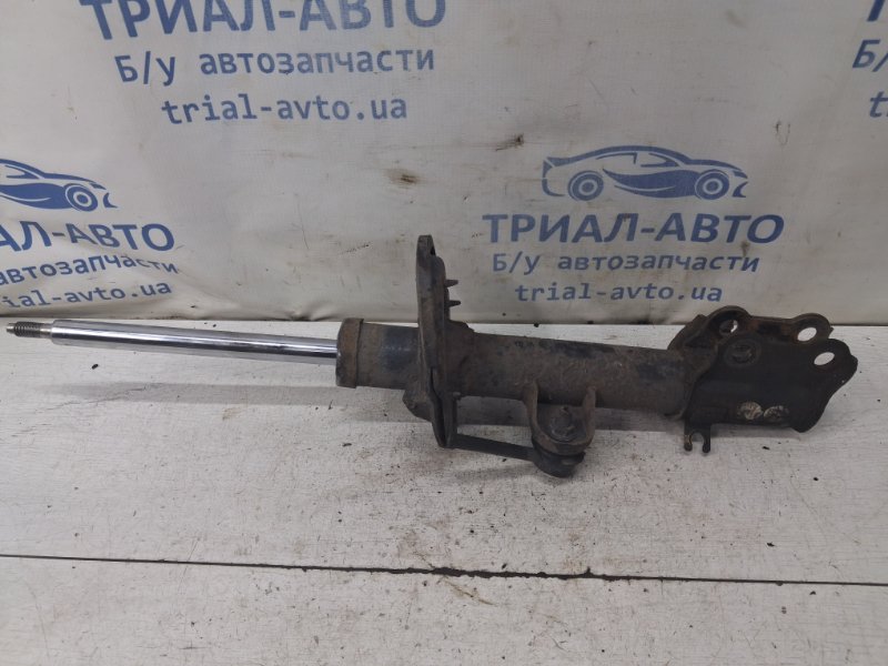 Запчасть амортизатор передний правый SsangYong Korando 2010-2019 C200 2.0 diesel D20DTF 4430234004 Б/У Амортизатор передний правый SsangYong Korando 2010-2019 C200 2.0 diesel D20DTF 4430234004 Б/У